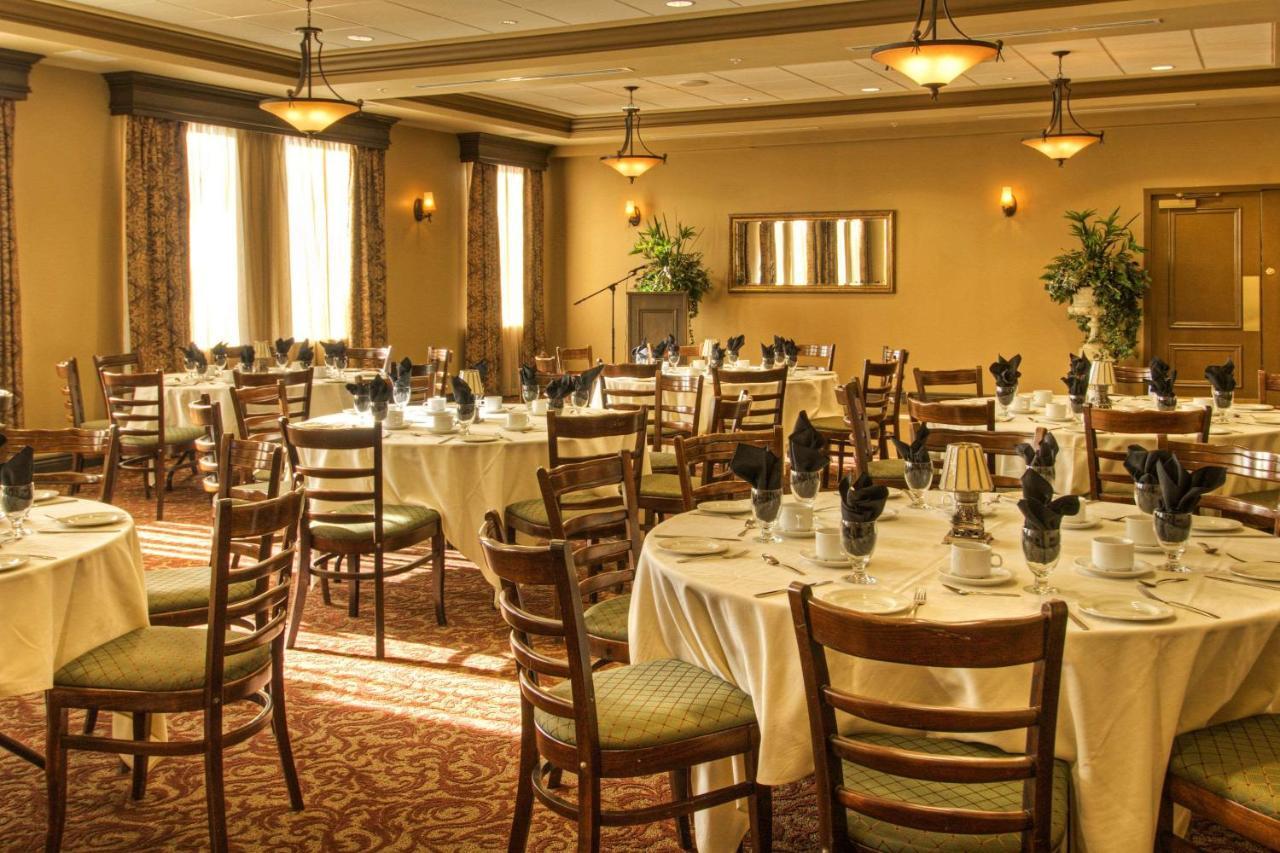 The Parlour Inn Ascend Hotel Collection Stratford Restoran gambar
